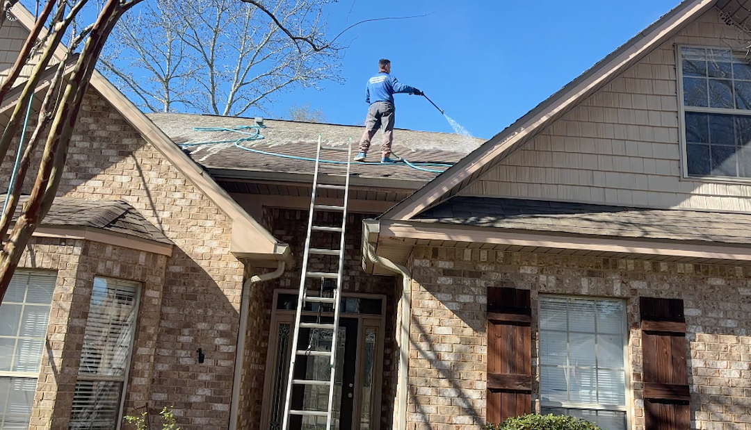 Top Quality Roof Cleaning in Baldwin County!
